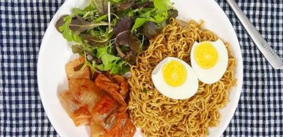 Địa chỉ ăn mỳ trộn ngon nhất tại Hà Nội