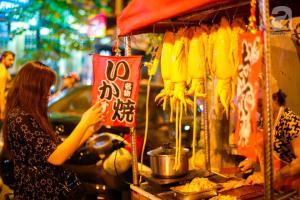 Quán mực khổng lồ ngon nhất Sài Gòn