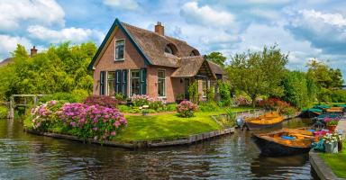 Ngôi làng cổ đẹp nhất Châu Âu