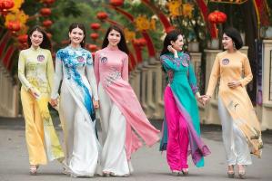 Dàn ý bài văn thuyết minh về áo dài Việt Nam chi tiết nhất