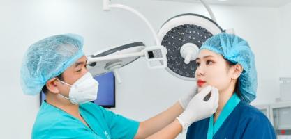 Bác sĩ nâng mũi đẹp tại TPHCM: giỏi & tay nghề cao [2025]
