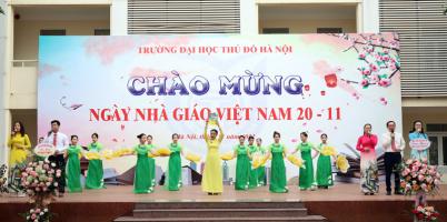 Bài văn kể lại buổi lễ kỉ niệm ngày Nhà giáo Việt Nam (Ngữ văn 6) hay nhất