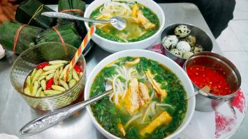 Quán bánh canh cá lóc ngon nhất ở Huế