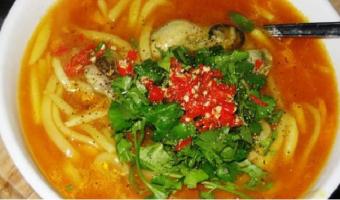 Quán ăn ngon ở đường Phạm Hồng Thái, Huế