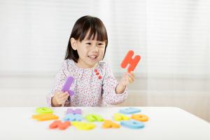 Bí quyết dạy tiếng Anh cho trẻ mầm non tại nhà