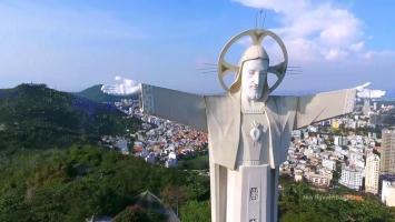 Bức tượng Chúa Kito lớn nhất trên thế giới