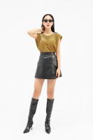 Cách phối đồ với chân váy da đẹp nhất