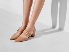 Cửa hàng bán giày nữ nổi tiếng nhất Facebook ở Sài Gòn