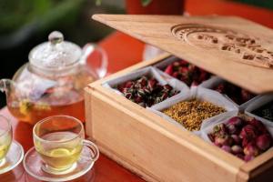 Địa chỉ mua trà hoa khô thiên nhiên tốt nhất TP HCM