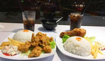 Quán ăn vặt ngon tại phố Nhổn, Bắc Từ Liêm, Hà Nội