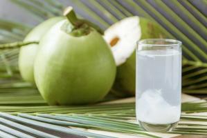 Tác dụng của nước dừa đối với sức khỏe