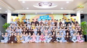 Khoá tu mùa hè giúp nuôi dưỡng tâm hồn cho bạn trẻ ý nghĩa nhất