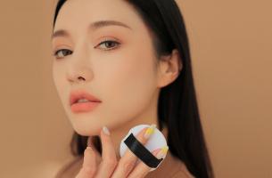 Loại kem nền bạn cần thử vào mùa thu này