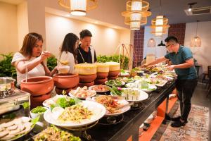 Quán buffet chay ngon nhất tại Quận Hai Bà Trưng, Hà Nội