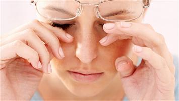 Mẹo đơn giản giúp chữa bệnh khô mắt vô cùng hiệu quả