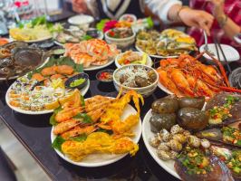 Nhà hàng buffet có giá dưới 200.000 VND ngon nhất tại Hà Nội