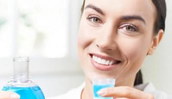 Nước súc miệng ngăn ngừa mảng bám răng hiệu quả nhất