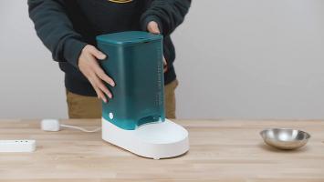 Máy cho thú cưng ăn tự động tốt nhất hiện nay