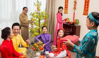 Phong tục đặc sắc của Tết cổ truyền Việt Nam