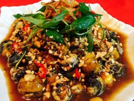 Quán cút lộn xào me ngon nhất Đà Lạt