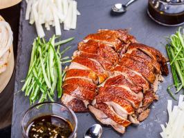 Quán thưởng thức vịt rút xương ngon nhất Hà Nội