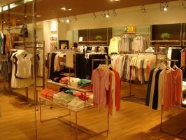 Shop áo quần thời trang được ưa thích nhất đường Đinh Tiên Hoàng, TP. Huế