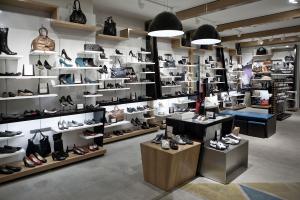 Shop bán giày nữ đẹp và chất lượng nhất tại Nghệ An