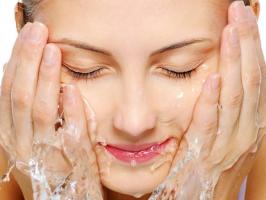 Sữa rửa mặt dành cho bà bầu an toàn mà hiệu quả cao