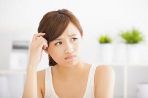 Câu hỏi về sự thay đổi cơ thể bé gái tuổi dậy thì