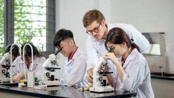 Trường THCS song ngữ, quốc tế chất lượng nhất  Quận 3, TPHCM