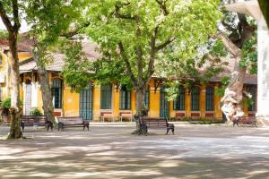 Trường THPT chuyên hàng đầu Việt Nam