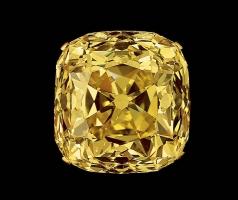 Viên kim cương đắt giá nhất thế giới