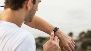 Vòng tay thông minh đáng mua trong mức giá dưới 1 triệu