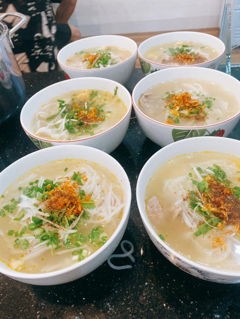 Bánh Canh Tôm 111