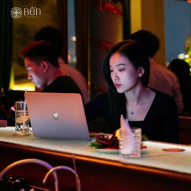 Bến Lakeside - Best Cocktail Bar in Hà Nội