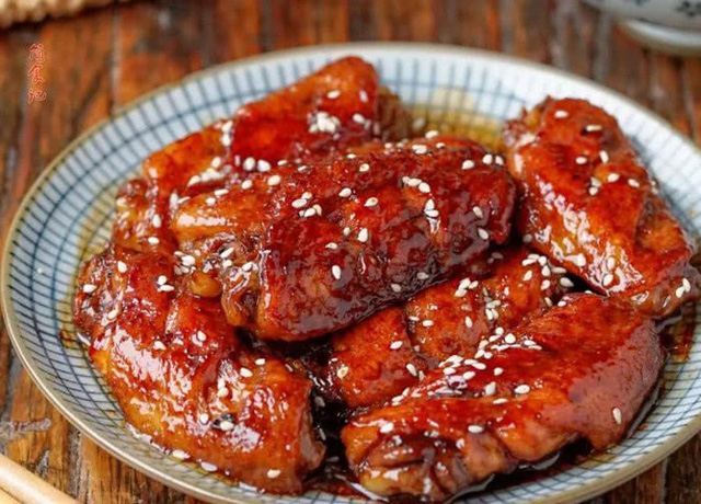 Cánh gà om Coca vô cùng lạ miệng