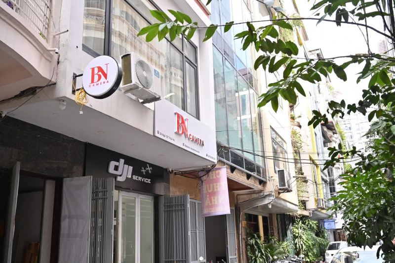 Cửa hàng thu mua máy ảnh cũ BNCamera