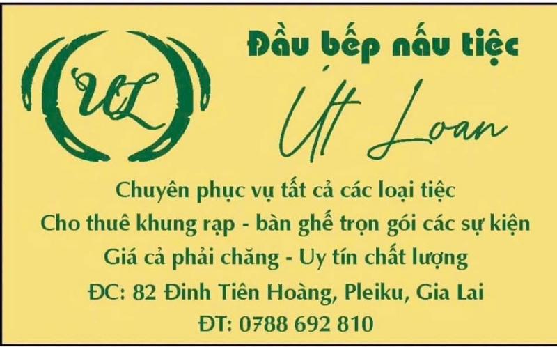 Đầu bếp nấu tiệc Út Loan