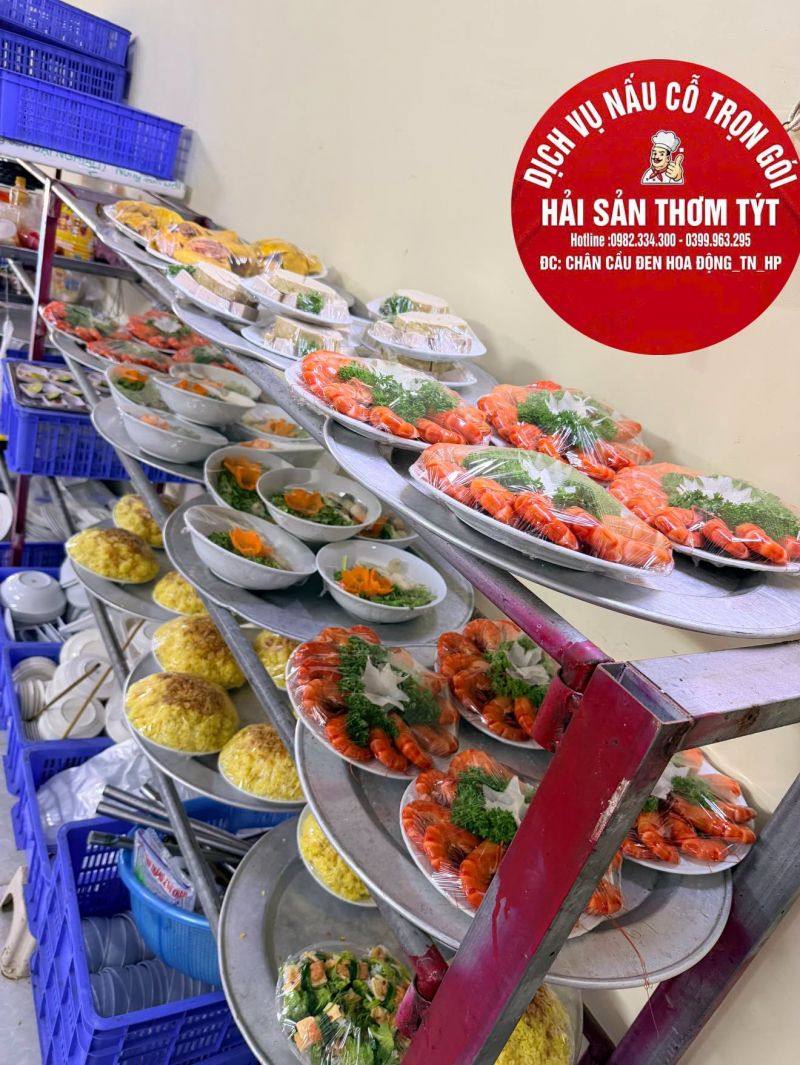 Dịch vụ nấu cỗ trọn gói Thơm Týt