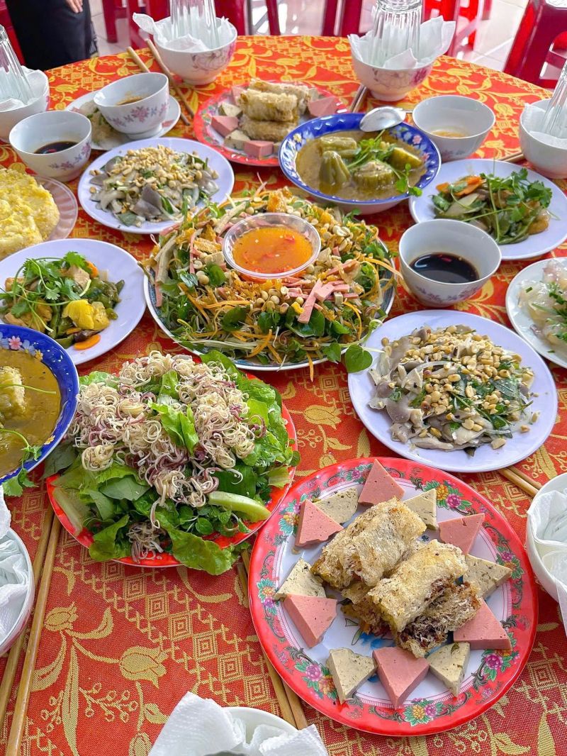 Dịch vụ nấu tiệc Đà Nẵng - Huệ Tâm food
