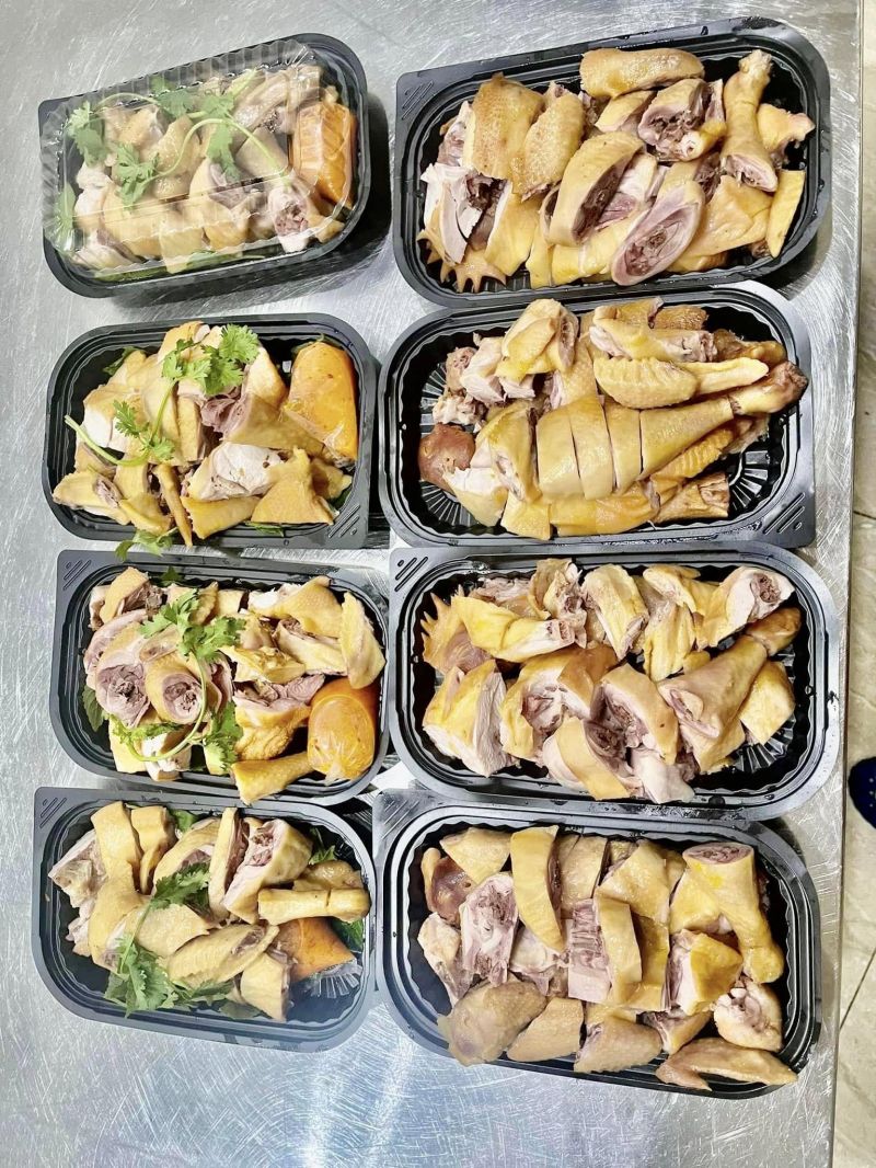 Dịch vụ tiệc cưới Hồng Quân