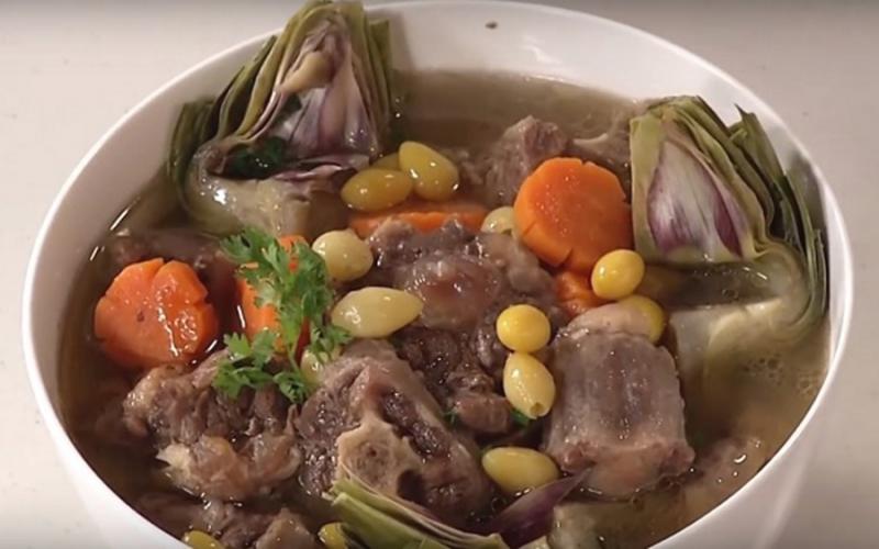 Đuôi bò hầm atiso