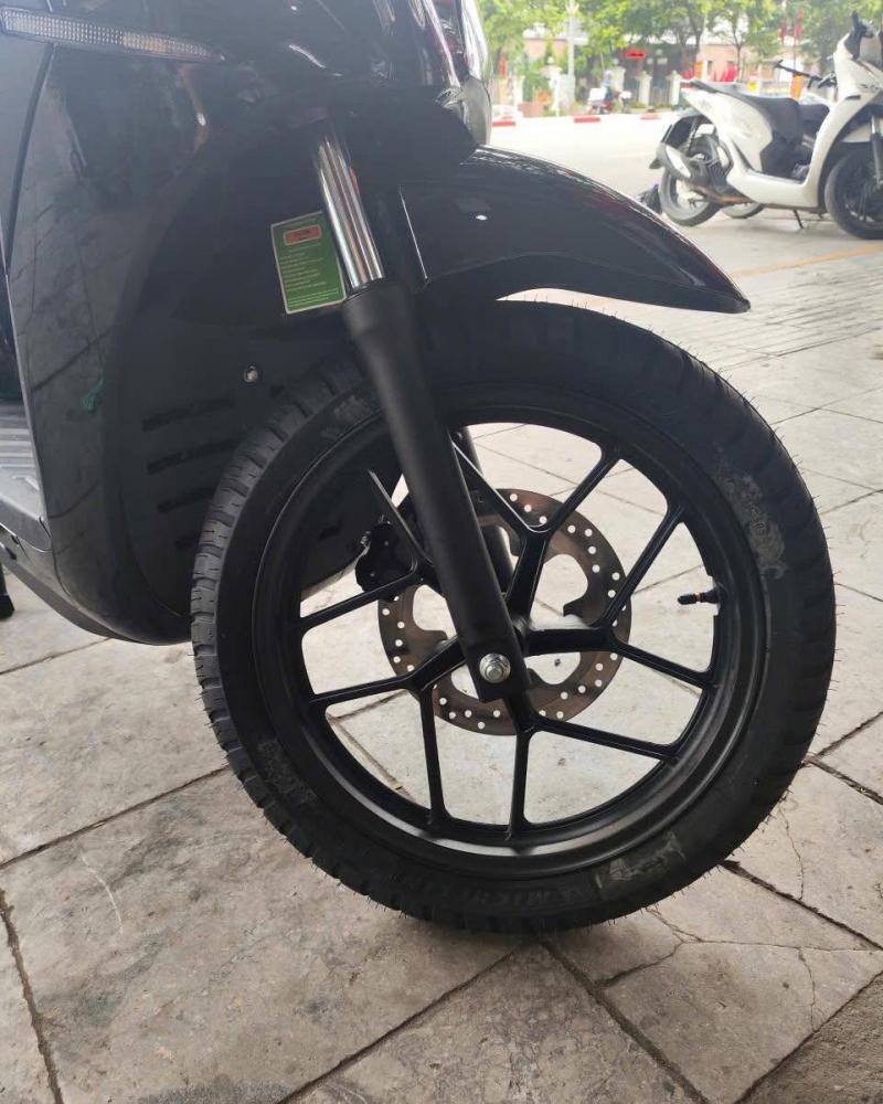 Phụ tùng Hoàng Gia