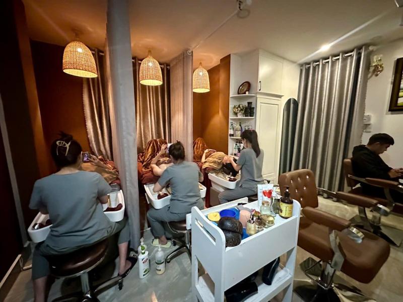 T White - Beauty Clinic