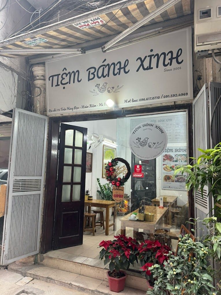 Tiệm Bánh Xinh