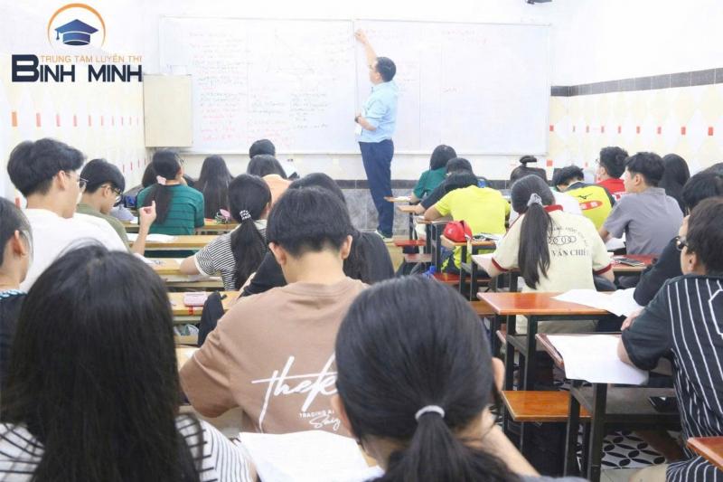 Trung Tâm Luyện Thi Bình Minh