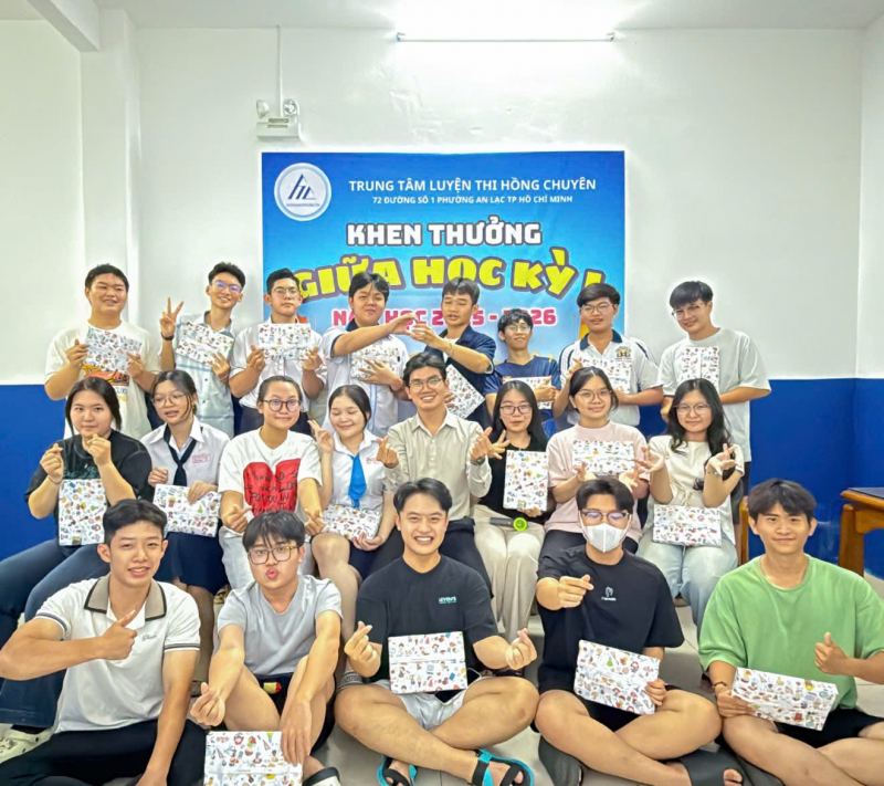 Trung Tâm Luyện Thi Hồng Chuyên