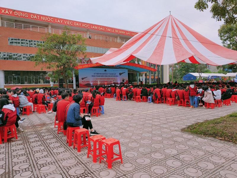 Trường THPT chuyên Bắc Giang