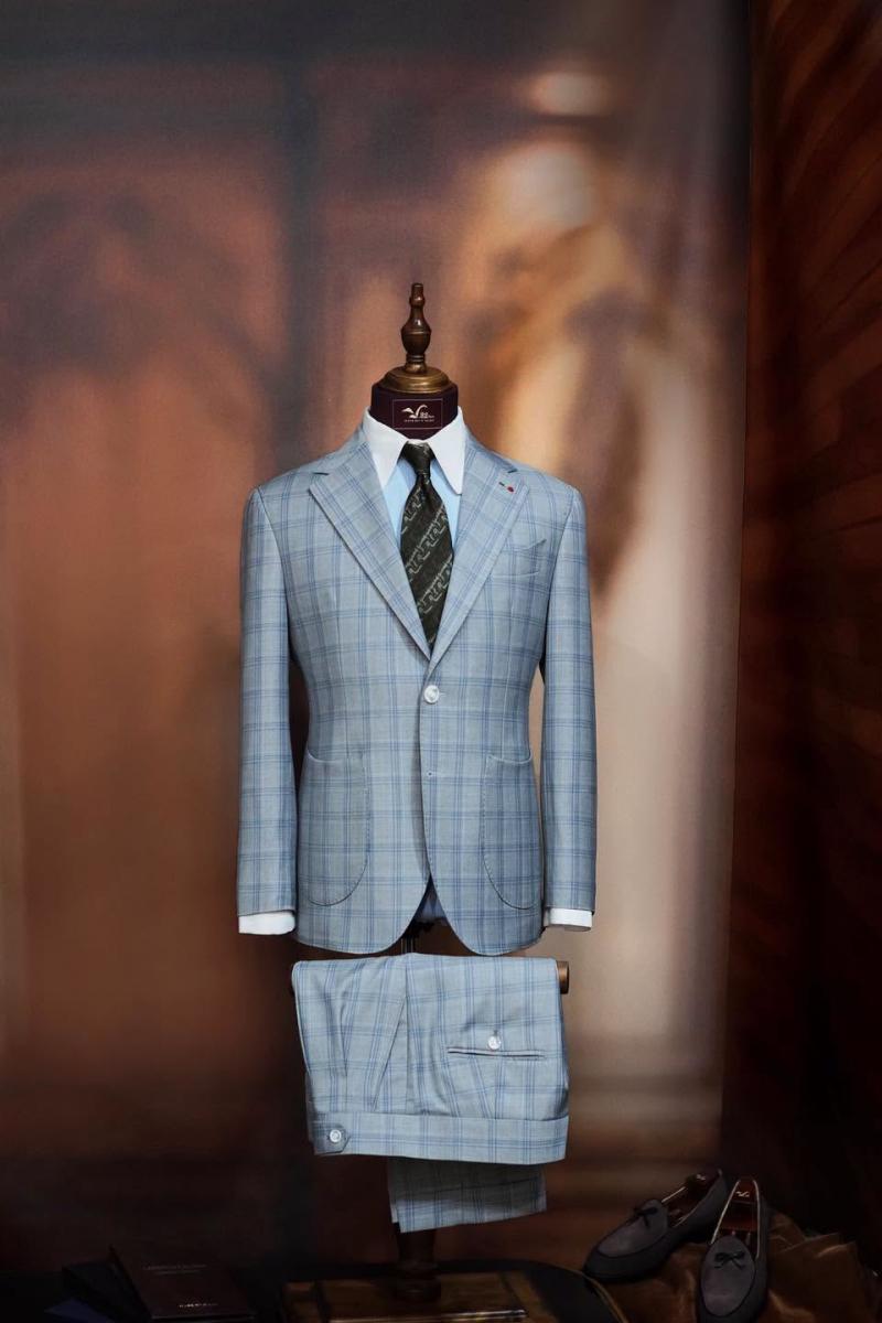 V.82 Tailor