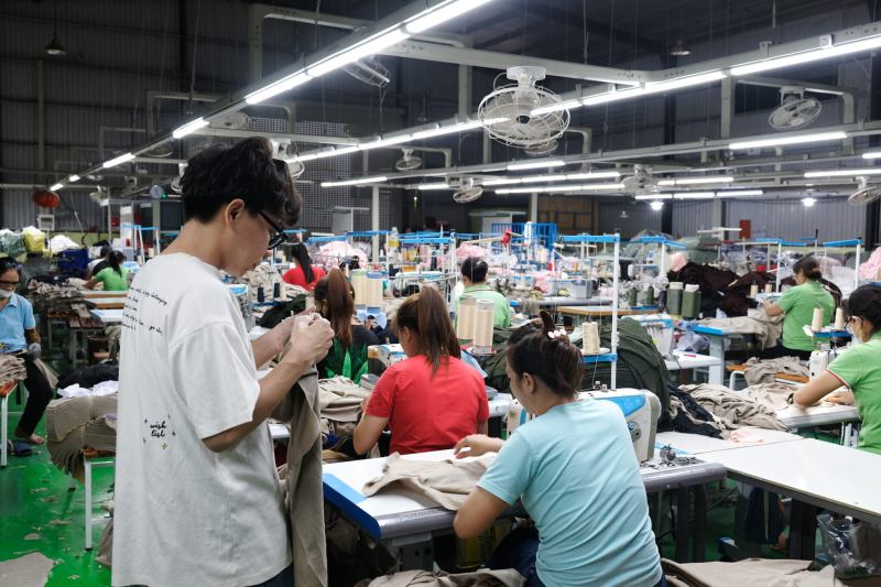 Xưởng May Áo Thun LocalBrand - Say Happy